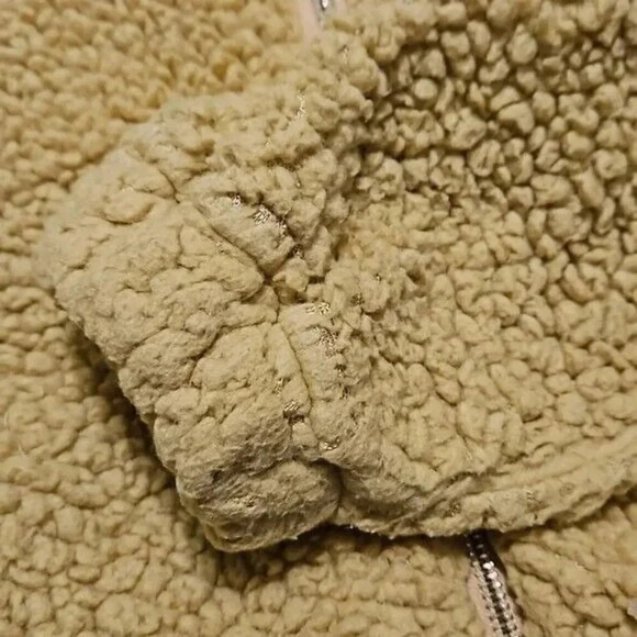 Sherpa Tan Cropped Bomber Jacket Zipper Cinched Waist Juniors Size Medium(?) - Picture 3 of 5